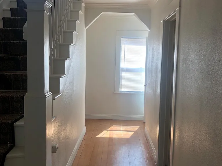 545 Euclid Ave — Photo 3