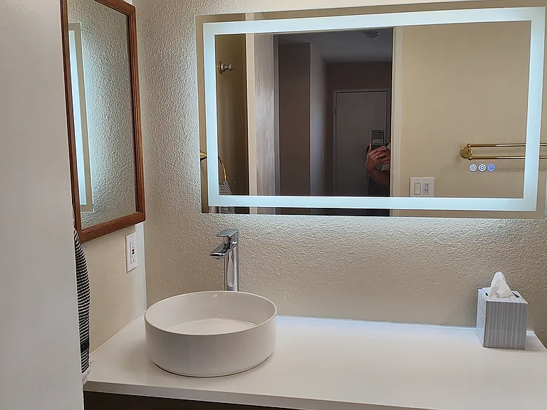 Upstairs Hall Bathroom - Vanity