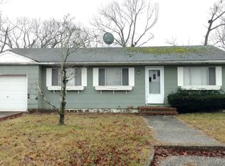 609 Twin River Dr, Forked River, NJ 08731