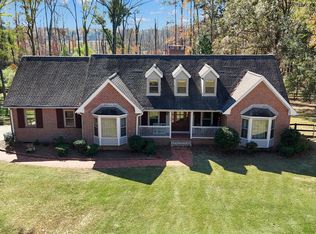 135 Anna Ln, Fayetteville, GA 30215