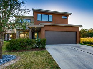 6924 Santa Barbara Dr, Dallas, TX 75214