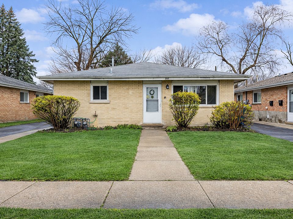1st image of 808 Mackinaw Ave