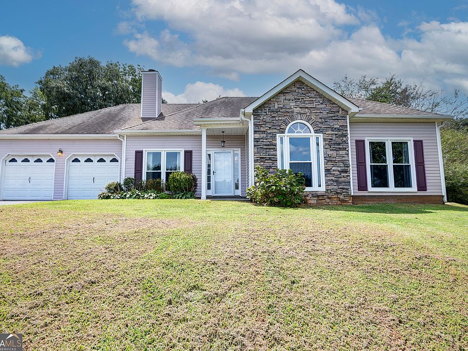 1st image of 22 Indian Hills Dr