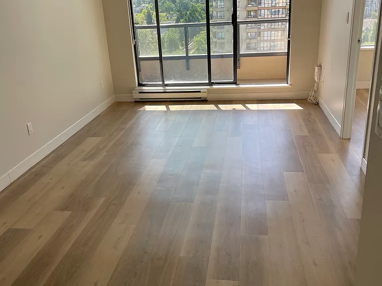 3528 Vanness Ave — Photo 29