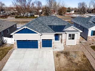 867 Shirttail Peak Dr, Windsor, CO 80550
