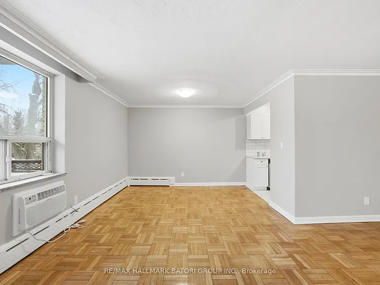 221 Russell Hill Rd #303 — Photo 6
