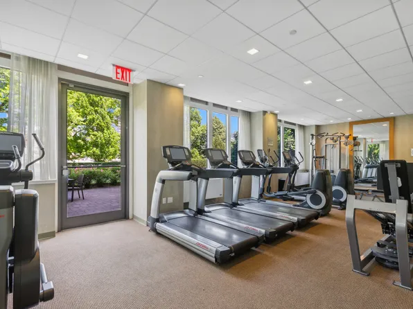 415 Main Street image 9 of 11