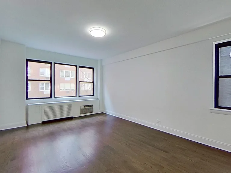 20 Beekman Pl #3F — Photo 8