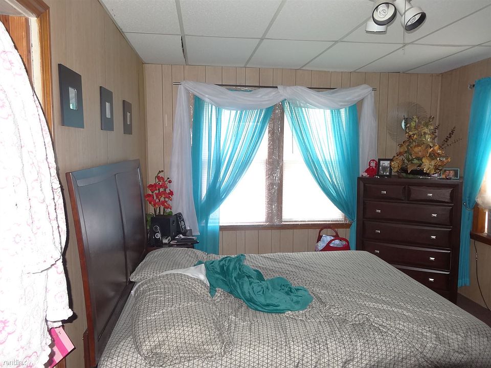 68 Upson Street 2nd Floor 68 Upson St Bristol CT Zillow