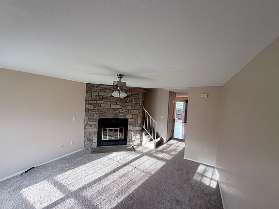 3rd image of 19858 Summerset Ln
