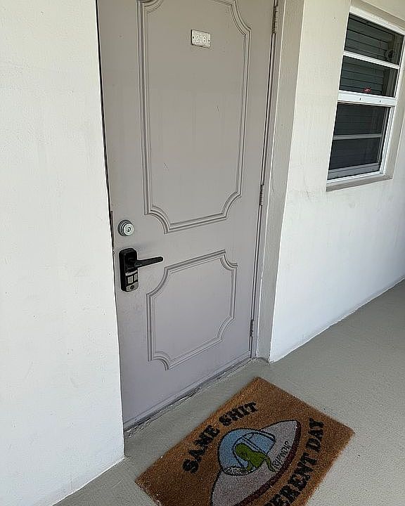 1st image of 9420 Poinciana Pl APT 206