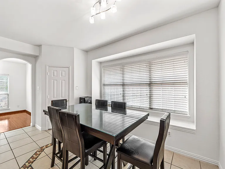 764 Whitman Pl — Photo 17