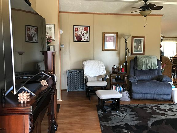 5th image of 4132 Latas Ln