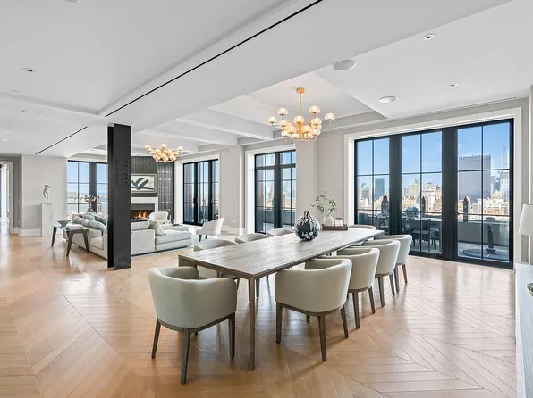 212 W 18th St #Penthouse 2, New York, NY 10011