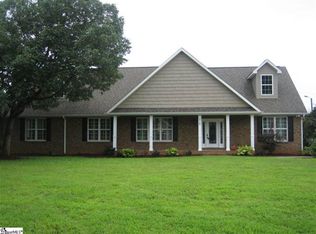 216 Balcome Blvd, Simpsonville, SC 29681