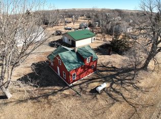 114 3rd St, Ree Heights, SD 57371