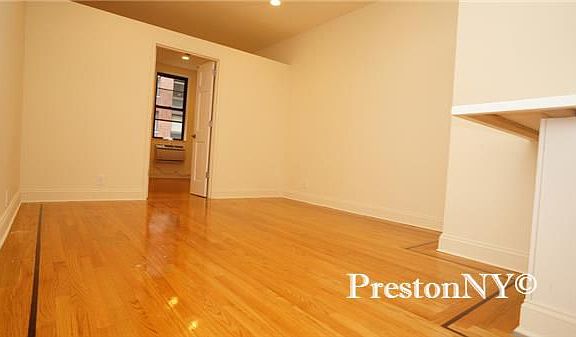 5th image of 531 W 45th St APT 3A