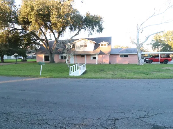 10902 Birdwood Ln, Corpus Christi, TX 78410