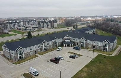 4th image of 1427 34th Ave SW #210