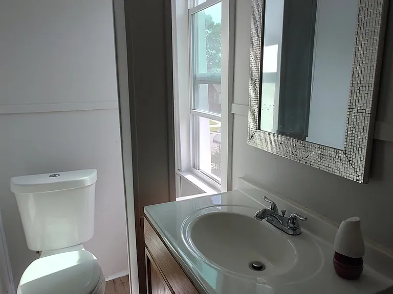 9313 Harvard Rd — Photo 11