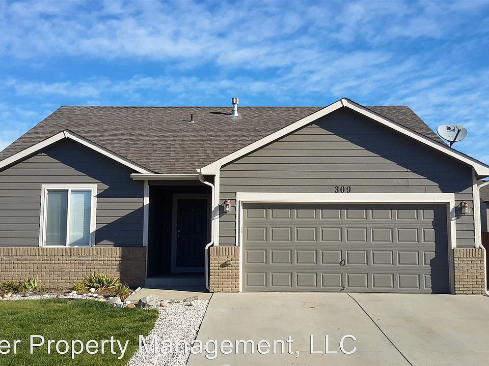 1st image of 309 E 28th Street Dr