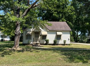 1818 Cleveland St, Conway, AR 72032