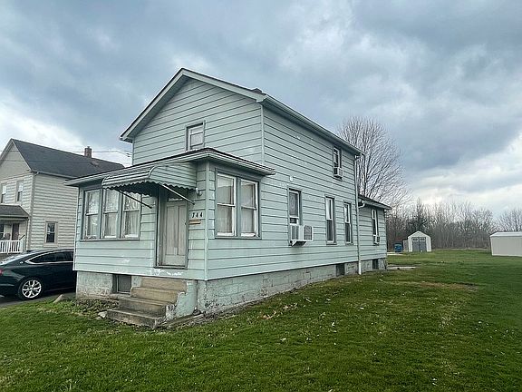 4th image of 744 Elmwood Dr