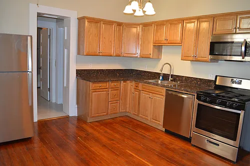 385 S Stone Ave #1101 Photo 1