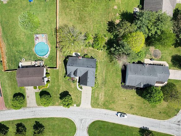 5th image of 2306 Cedarwood Dr