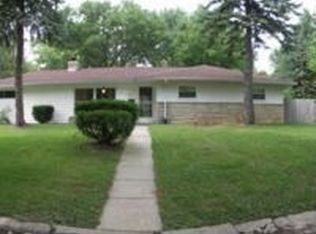2807 Schaper Dr, Fort Wayne, IN 46806