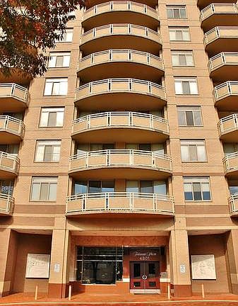 2nd image of 4801 Fairmont Ave APT 806