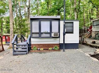 111 Viking Dr, Milford, PA 18337