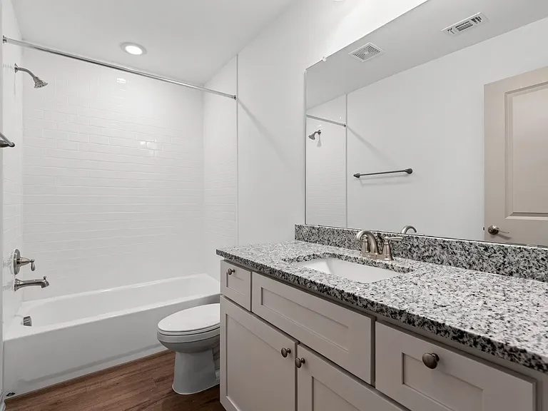 7522 Gramercy Way #101 — Photo 14