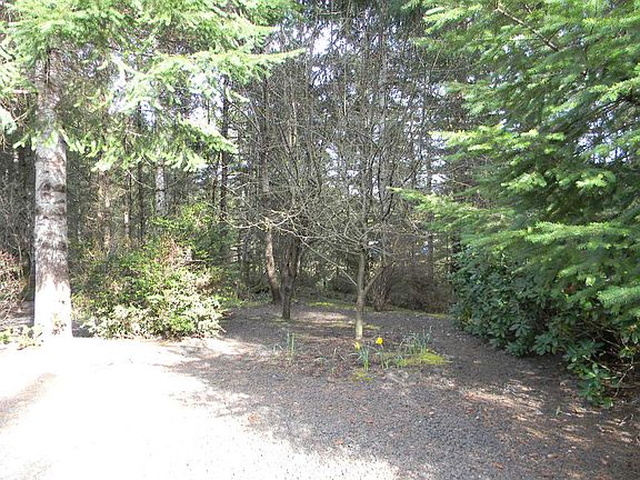 4th image of 21 E Hidden Horse Ct