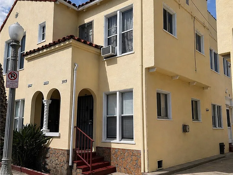 3919 Walton Ave — Photo 1