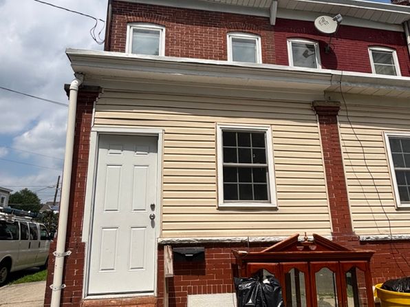 500 Grand St