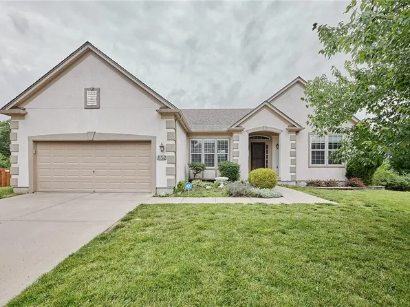 1721 NW 54th Ter, Kansas City, MO 64118