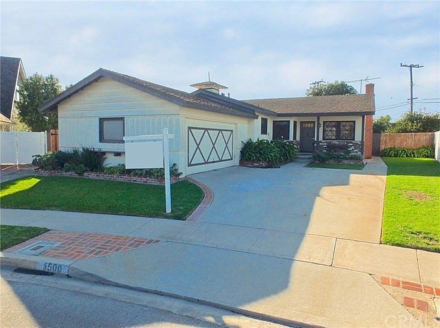 Lovely curb appeal