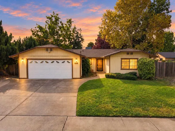 2839 Sandstone Dr, Anderson, CA 96007