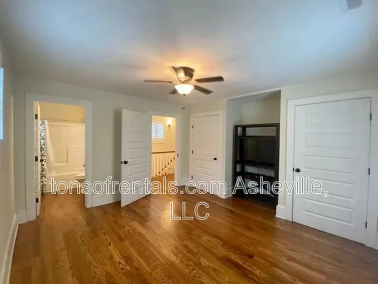240 S Beaumont St — Photo 13