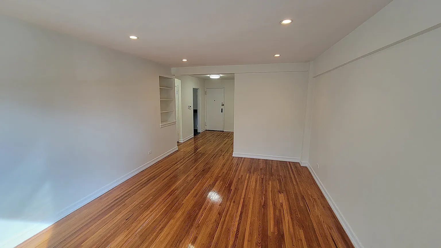 212-08 75th Avenue — Photo 2