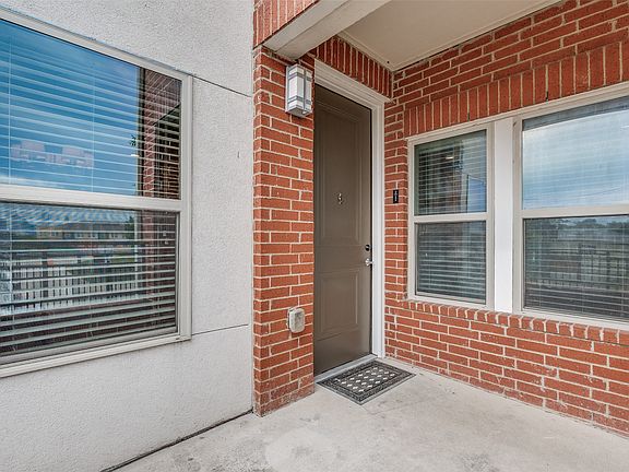 4th image of 1596 Fiji St