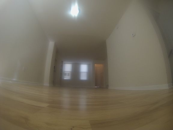 4th image of 300 Cantrell St