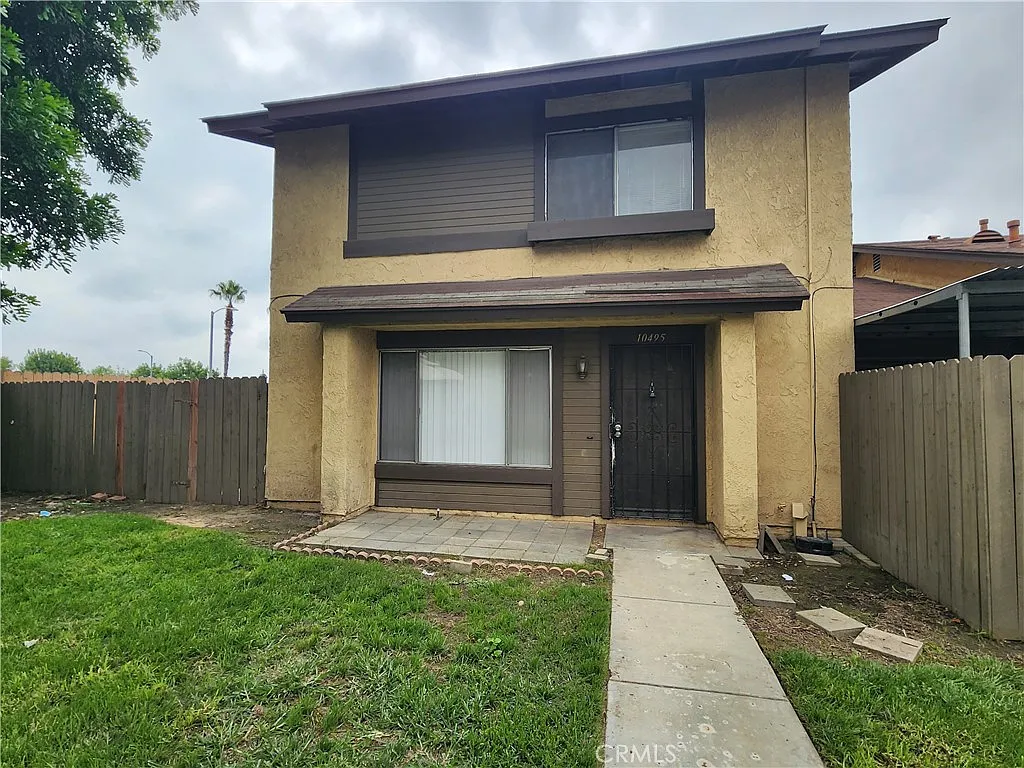 3 bed, 1305 sqft, $2,950 — Photo 1