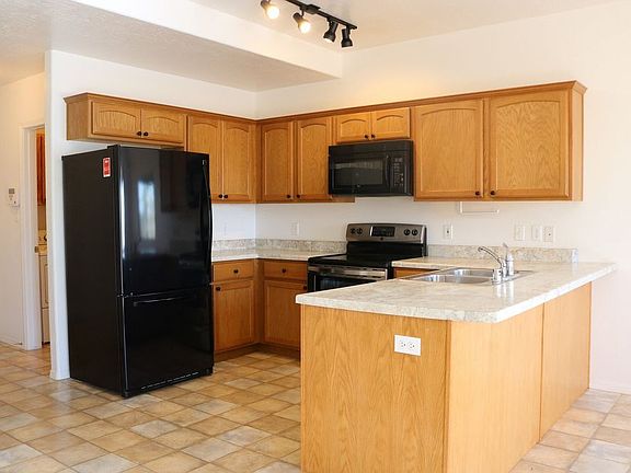 4th image of 3500 Victoria Way Unit 1202