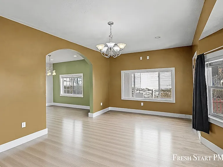 1113 Alpine Ave NW — Photo 13