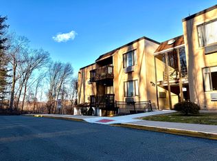 175 Mill Pond Rd UNIT 233, Hamden, CT 06514