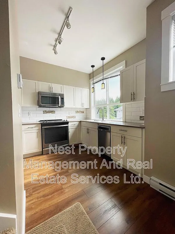 2 bed, 2.0 bath, $2,300 — Photo 4