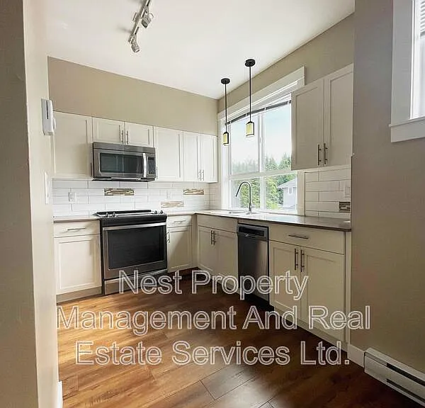 110 Baxter Ave #406 — Photo 4