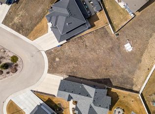 722 32nd STREET W, Prince Albert, SK S6V 7T5